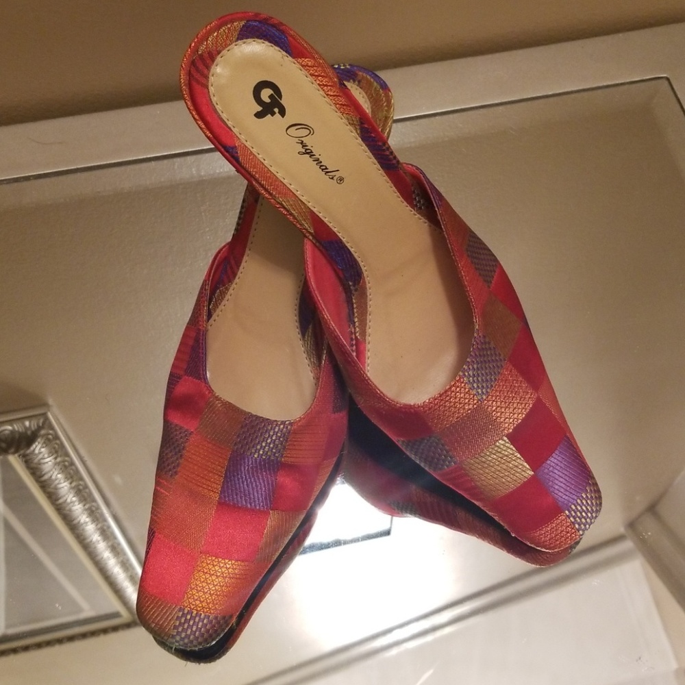 GF Originals textured fabric muled